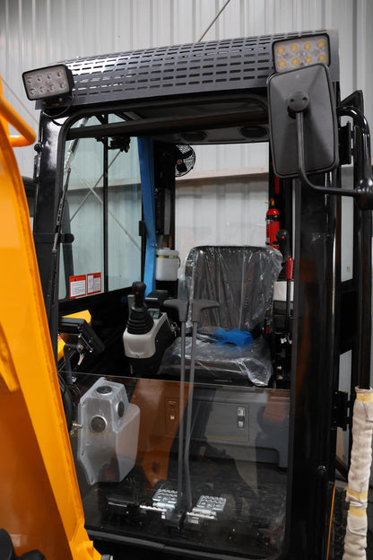 Mini excavadora APS KMZ 28 con brazo de torsión