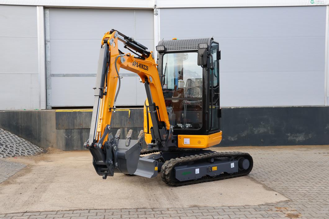 Mini excavadora APS KMZ 28 con brazo de torsión