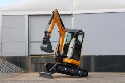 Mini excavadora APS KMZ 28 con brazo de torsión