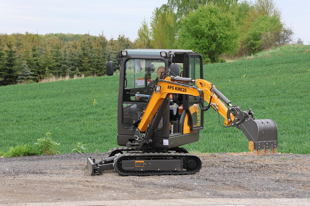 Miniexcavadora APS KME20