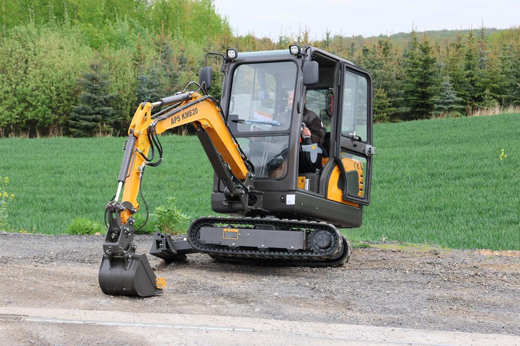 Miniexcavadora APS KME20