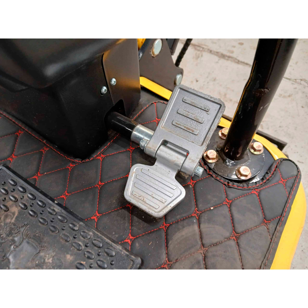 Miniexcavadora Machpro MP15