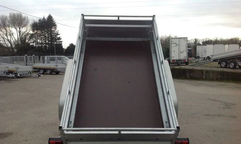 Remolque basculante de alta resistencia Lider, PTAC 1500 kg, ejes dobles con freno