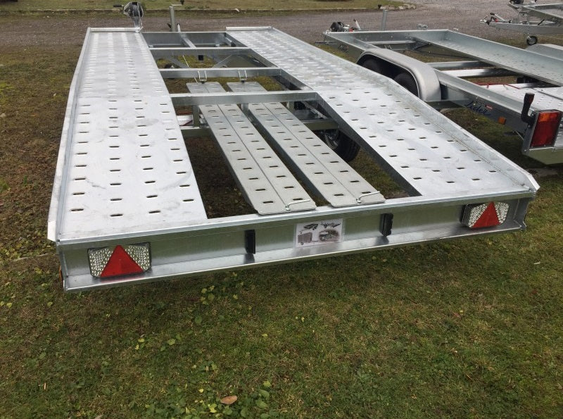 Remolque portacoches ptac 2700 kg entregado nuevo con 4 años de garantía