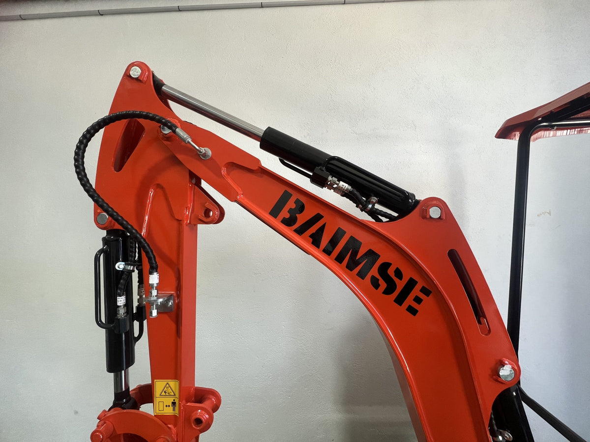 Mini Excavadora Giratoria BAIMSE 1800 kg, Motor Kubota de 3 Cilindros