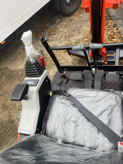 Mini Excavadora Giratoria Baimse 2500 kg, Motor de 3 Cilindros Kubota D1105 | Émeraude-Pelle