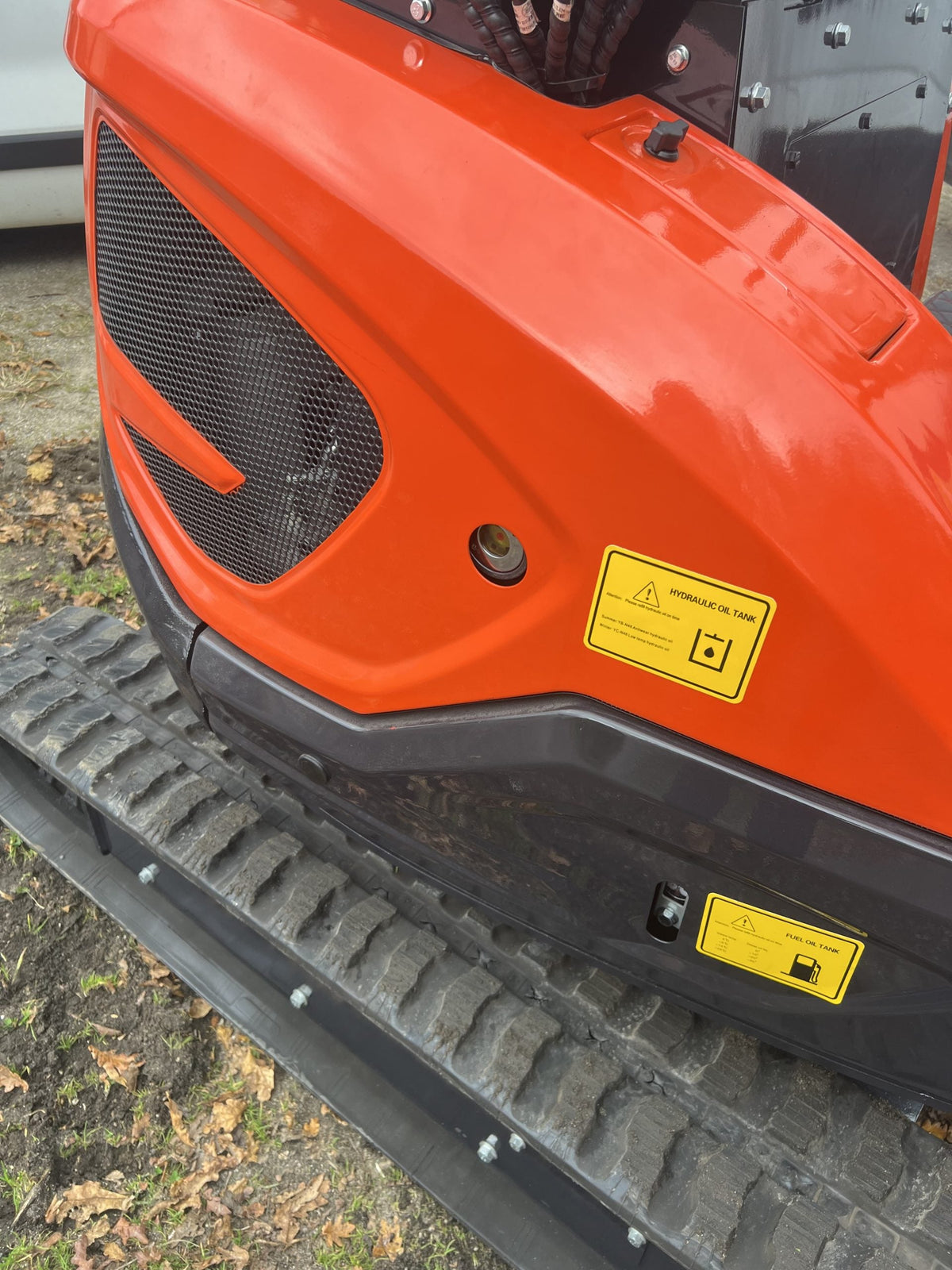 Mini Excavadora Giratoria Baimse 2500 kg, Motor de 3 Cilindros Kubota D1105 | Émeraude-Pelle