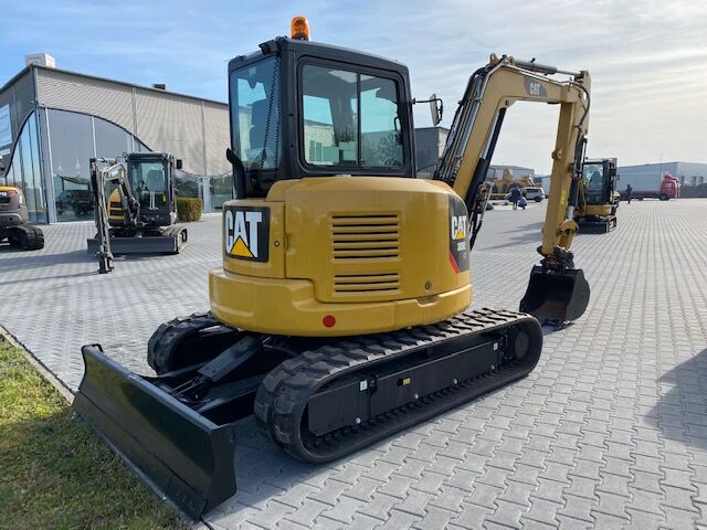 Miniexcavadora CATERPILLAR 305E Nueva