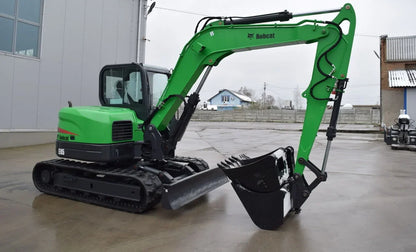 Miniexcavadora BOBCAT E85 + 3 cucharones / 8,5 T