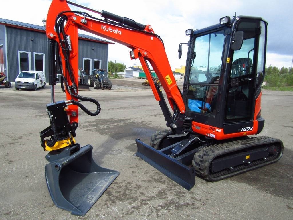 Kubota U27-4 NUEVO + 3 CUCHARONES – Miniexcavadora de 2,7 T