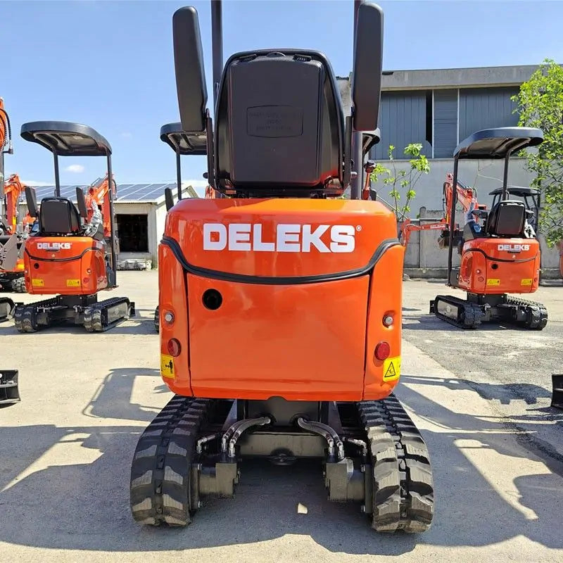 Mini-excavadora Deleks M90