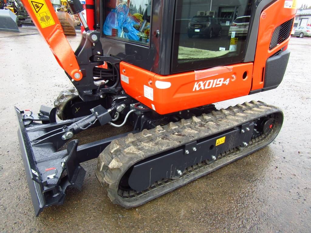 Mini excavadora Kubota KX019-4