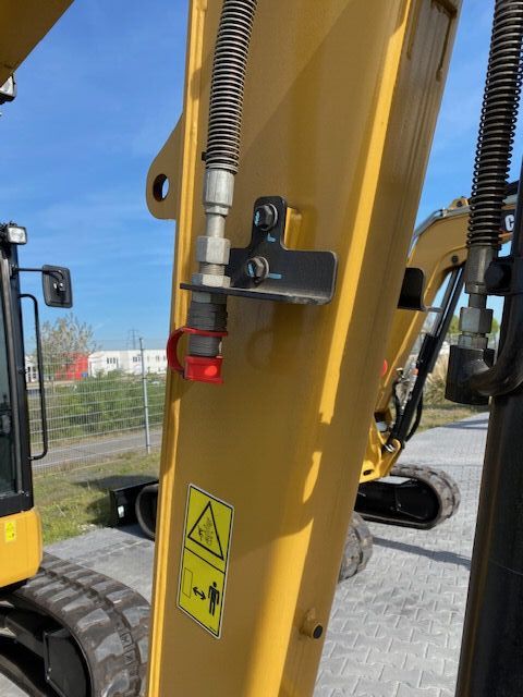 Miniexcavadora CATERPILLAR 305E Nueva