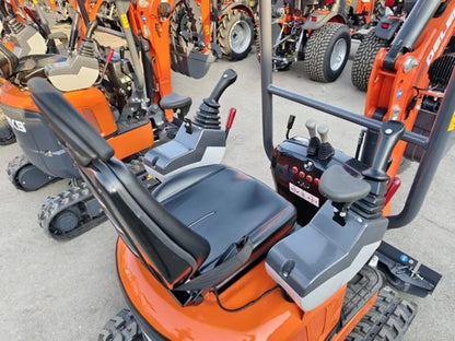 Miniexcavadora compacta 1 ton, motor Kubota 3 cilindros diésel, giro cero