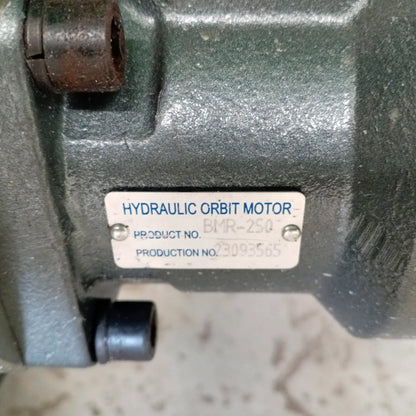 Miniexcavadora sobre ruedas Caivu HFT7