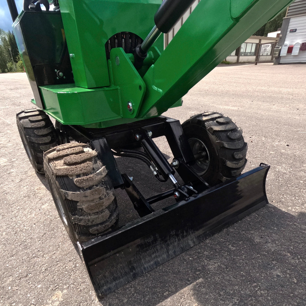 Miniexcavadora sobre ruedas Caivu HFT7